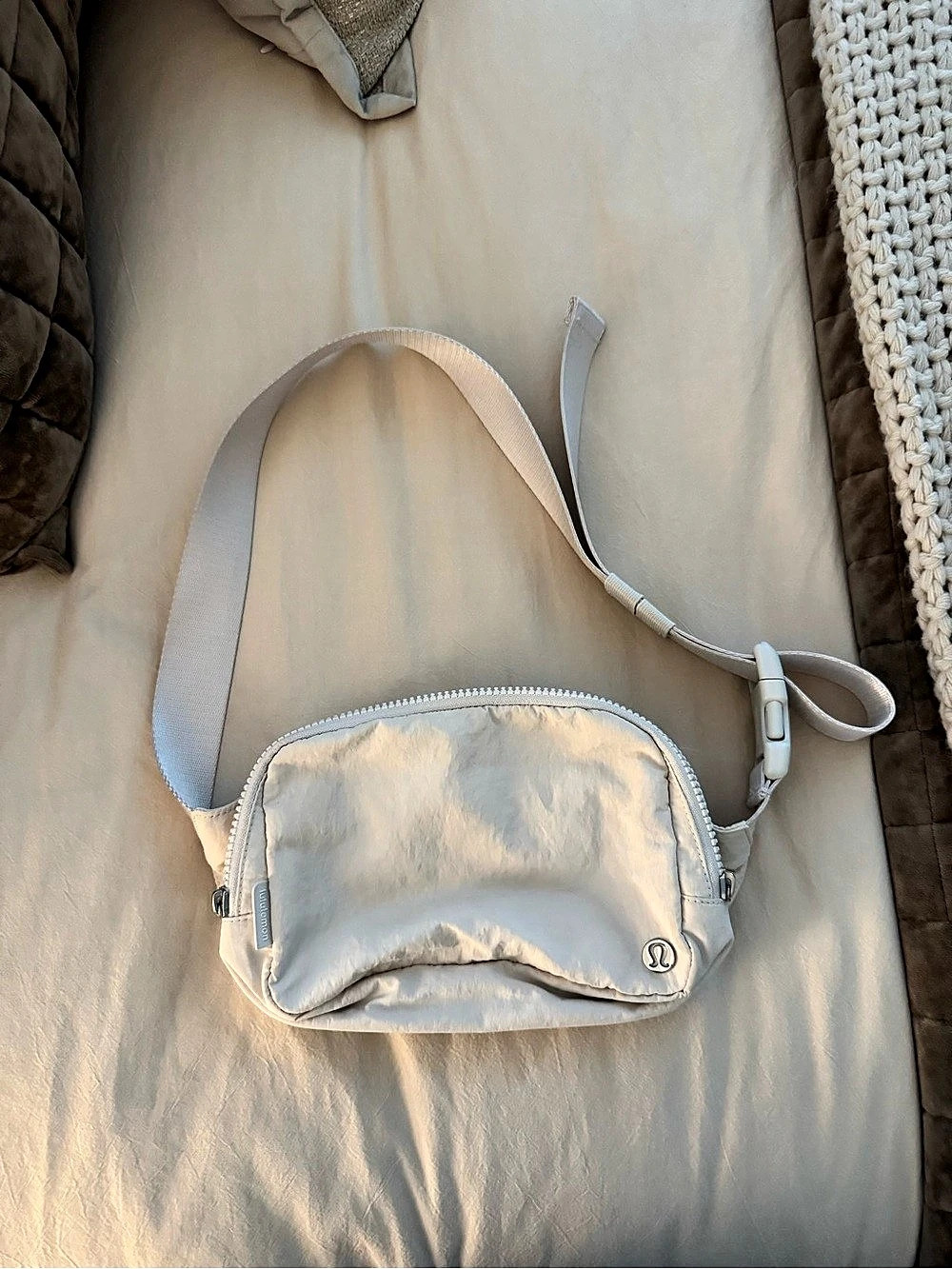 lululemon Everywhere Belt Bag 1L Crossbody Bag White